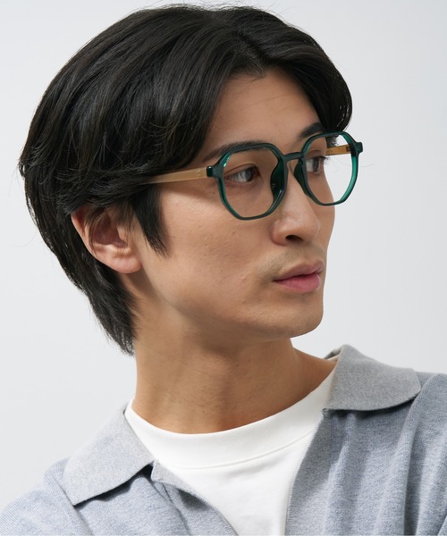 Zoff（ゾフ）の「ウェリントン型 メガネ｜ビッグシェイプ｜クリアフレーム｜プラスチックフレーム｜Zoff｜SPRING TREND（メガネ・レディース・ブラウン/グリーン/ブラック/クリア・FREE）」の3枚目の写真