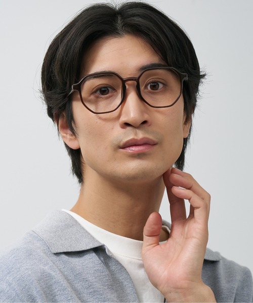 Zoff（ゾフ）の「ウェリントン型 メガネ｜ビッグシェイプ｜クリアフレーム｜プラスチックフレーム｜Zoff｜SPRING TREND（メガネ・レディース・ブラウン/グリーン/ブラック/クリア・FREE）」の17枚目の写真