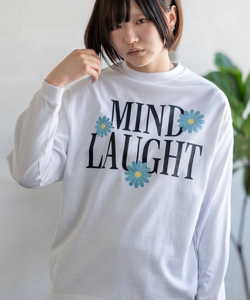 SIDEWAY STANCE（サイドウェイスタンス）の「【SIDEWAY STANCE】グリッタープリント 長袖 Tシャツ（Tシャツ/カットソー・レディース・ブラック/ホワイト系/ホワイト系1/ブラック系/ホワイト/ブラック系1・FREE）」の4枚目の写真