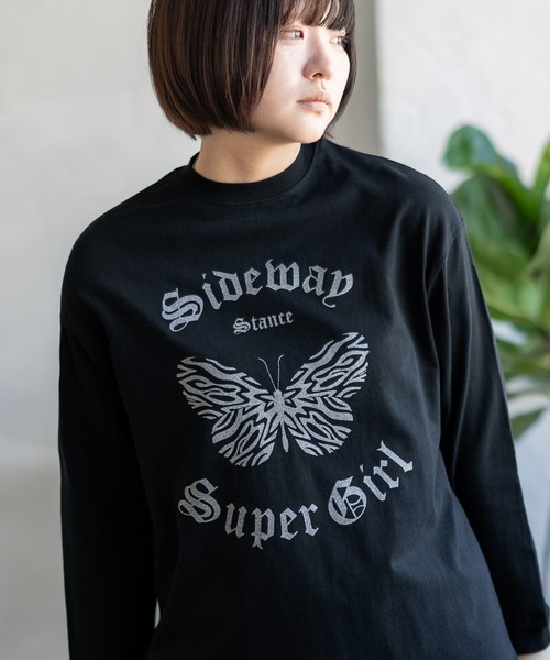 SIDEWAY STANCE（サイドウェイスタンス）の「【SIDEWAY STANCE】グリッタープリント 長袖 Tシャツ（Tシャツ/カットソー・レディース・ブラック/ホワイト系/ホワイト系1/ブラック系/ホワイト/ブラック系1・FREE）」の5枚目の写真