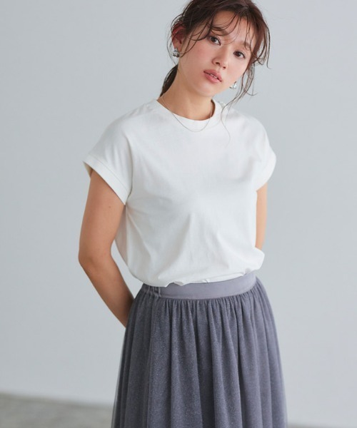 Pierrot(ピエロ)の「綿100%クルーネックフレンチスリーブベーシックTシャツ(Tシャツ/カットソー・レディース・ブラック/サンドベージュ/オフホワイト/ブルー/イエロー系その他/チャコール/ネイビー・M/L)」の16枚目の写真
