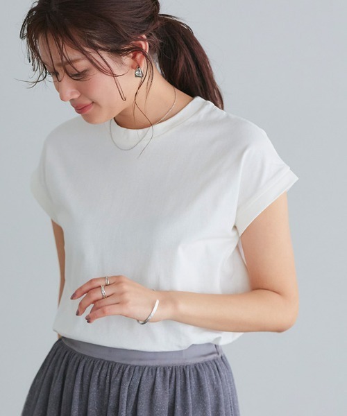Pierrot(ピエロ)の「綿100%クルーネックフレンチスリーブベーシックTシャツ(Tシャツ/カットソー・レディース・ブラック/サンドベージュ/オフホワイト/ブルー/イエロー系その他/チャコール/ネイビー・M/L)」の18枚目の写真
