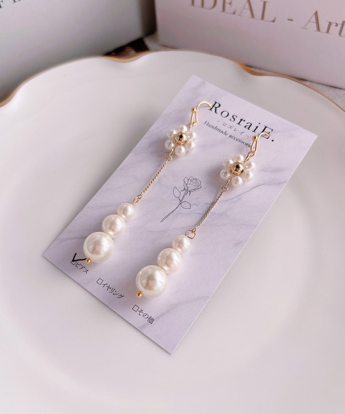 tone(トーン)の「【RosraiE】フラワーパールロングチェーン ピアス(MA)(ピアス(両耳用)・レディース・ゴールド・FREE)」の2枚目の写真