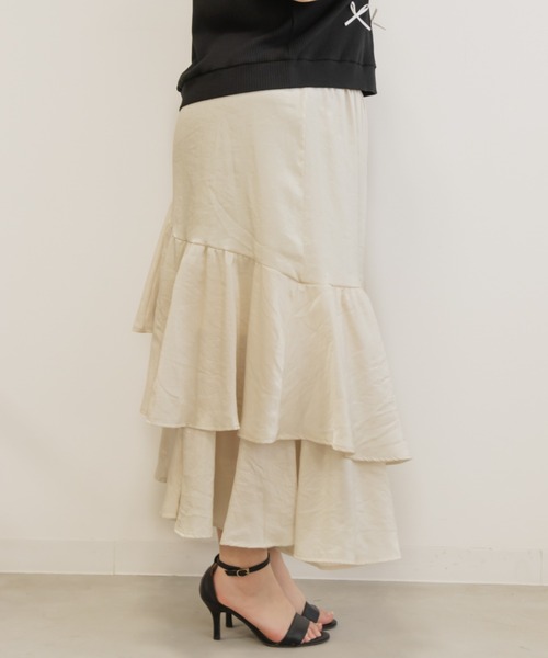 CLETTE(クレット)の「アシメティアードラメスカート(スカート・レディース・ブラック/アイボリー・LL/3L/4L)」の16枚目の写真