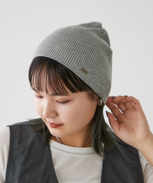 CIAOPANIC TYPY(チャオパニックティピー)の「プレート付きプチプラビーニー(ニットキャップ/ビーニー・レディース・アイボリー/ブラック/サックスブルー/グレー/ピンク・ONE SIZE)」の3枚目の写真