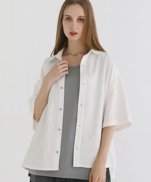 LILL（リル）の「ビッグシルエットドレープリラクシング半袖シャツ（シャツ/ブラウス・メンズ・ホワイト系/ブラック/ホワイト/ブラック系・S/M/L/XL）」の3枚目の写真