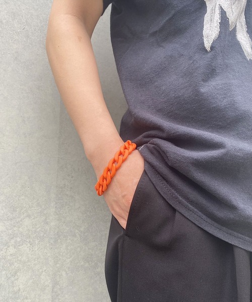 バングル　腕輪　カラフル　マルチカラー モザイクカラー ｜ Air Bangle（エアバングル）｜革新的な Apple
