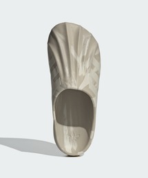 adidas（アディダス）の「Adifom SST ミュール ローサンダル