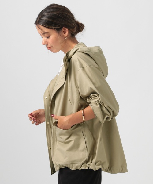 BAYFLOW（ベイフロー）の「[微光沢生地]撥水マウンテンパーカー（マウンテンパーカー・レディース・ネイビー/ブラウン系/モカ・MEDIUM/SMALL）」の7枚目の写真