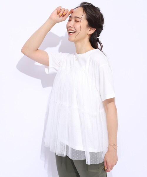 DRESKIP(ドレスキップ)の「◆【好レビュー/動くたびにふわっと揺れる】 着るだけで華やかな ドットチュールドッキングTシャツ(Tシャツ/カットソー・レディース・チャコールグレー/ブラック/オフホワイト/サックスブルー・02/03/04)」の1枚目の写真