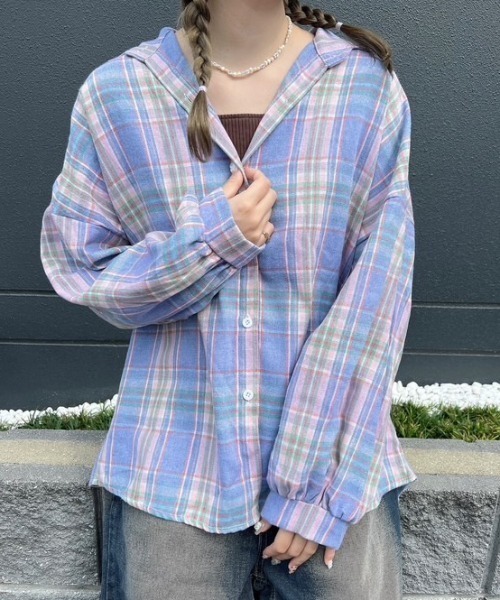 Teem Store(チームストア)の「ルーズシルエット チェックシャツ(シャツ/ブラウス・レディース・ネイビー/パープル/ホワイト/グリーン/ブラック系その他/ブラック/サックスブルー/ブルー・M)」の13枚目の写真
