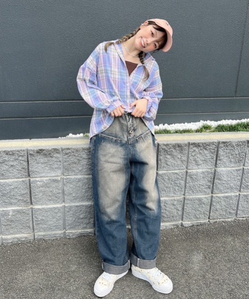Teem Store(チームストア)の「ルーズシルエット チェックシャツ(シャツ/ブラウス・レディース・ネイビー/パープル/ホワイト/グリーン/ブラック系その他/ブラック/サックスブルー/ブルー・M)」の15枚目の写真