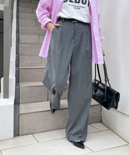 fredy emue（フレディエミュ）の「【レングス長め丈あり】ストライプタックスラックスパンツ（スラックス・レディース・ブルー系その他/ブラック系その他/グレー系その他・39/38/36）」の2枚目の写真