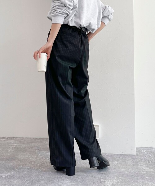 fredy emue（フレディエミュ）の「【レングス長め丈あり】ストライプタックスラックスパンツ（スラックス・レディース・ブルー系その他/ブラック系その他/グレー系その他・39/38/36）」の22枚目の写真