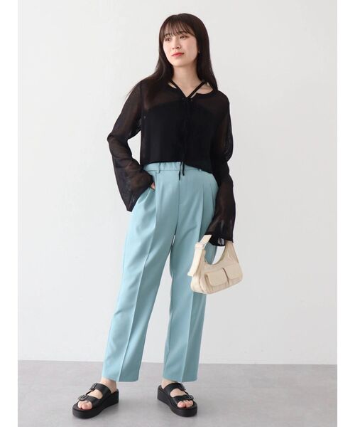 Green Parks(グリーンパークス)の「きれいシルエットパンツ(テーパード)(その他パンツ・レディース・ミント/ブラック/グレイッシュベージュ・S/M/L/XS/XL)」の10枚目の写真