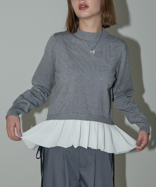 idem（イデム）の「docking peplum knit / ドッキングペプラムニット（ニット/セーター・レディース・ブラック/グレー・FREE）」の3枚目の写真