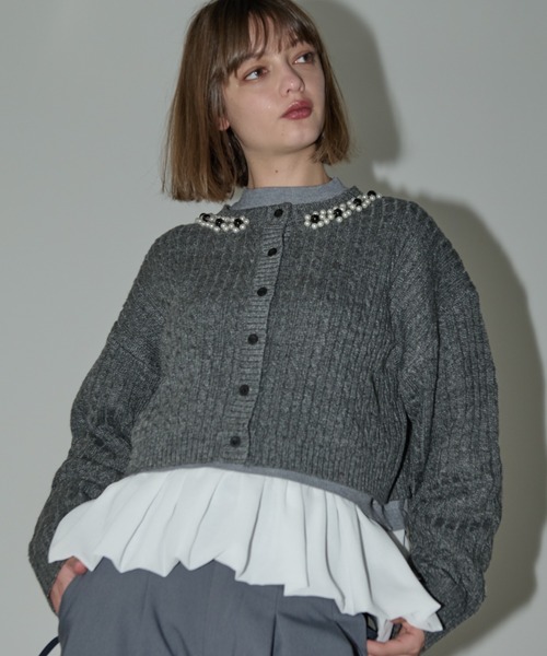 idem（イデム）の「docking peplum knit / ドッキングペプラムニット（ニット/セーター・レディース・ブラック/グレー・FREE）」の12枚目の写真