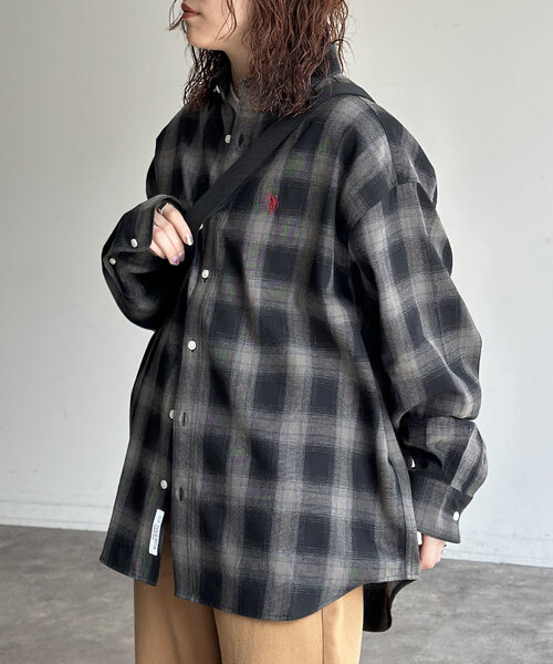 U.S. POLO ASSN.(ユーエスポロアッスン)の「【U.S. POLO ASSN.】1ポイント刺繍長袖シャツ(シャツ/ブラウス・レディース・サックスブルー/ブラウン/インディゴブルー/ブラック・LARGE/MEDIUM)」の6枚目の写真