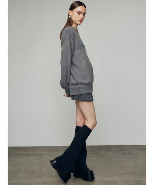 EMODA（エモダ）の「プレーティングオーバールーズニット（ニット/セーター・レディース・ブラック/ブルー/イエロー/グレー・FREE）」の11枚目の写真