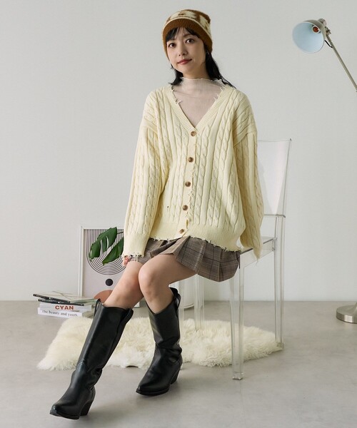 FREAK'S STORE(フリークスストア)の「ダメージケーブルニットカーディガン(ニット/セーター・レディース・ネイビー/オフホワイト/グレー・フリ-)」の5枚目の写真