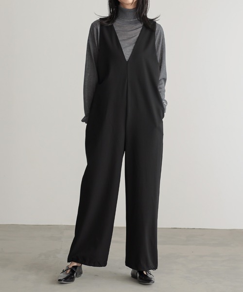 for/c(フォーシー)の「裾ドロストバルーンサロペット【サスティナブル】(サロペット/オーバーオール・レディース・アイボリー/ブラック・M/L)」の4枚目の写真