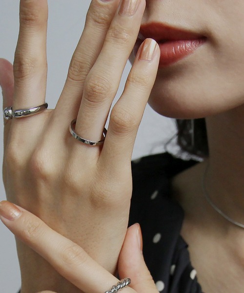 abaskdesign(アバスクデザイン)の「金属アレルギー対応 ワンポイントシンプルリング(リング・レディース・シルバー/ゴールド・14号/11号/9号)」の2枚目の写真