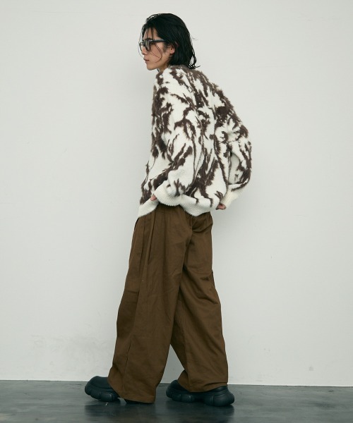 Shoowtime(ショウタイム)の「Shaggy mohair like loose crew neck knit / シャギーモヘアライク ルーズクルーネックニット(ニット/セーター・メンズ・ブラック/グレー/ホワイト・MEDIUM/LARGE/SMALL)」の16枚目の写真