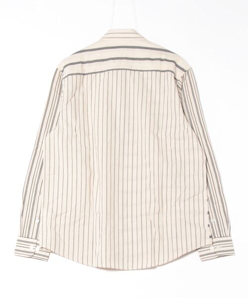 Desigual（デシグアル）の「アシンメトリーストライプ長袖シャツ（シャツ/ブラウス・メンズ・ホワイト・S/M/L/XL）」の2枚目の写真