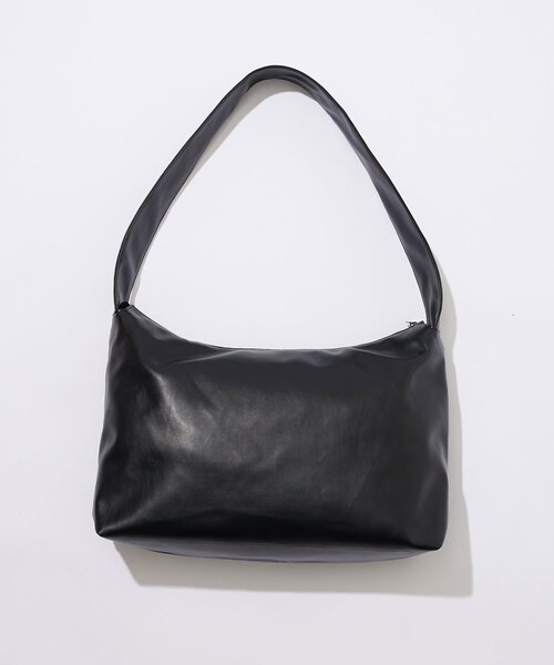 【大容量】フェイクレザーショルダーBAG（ショルダーバッグ）｜CIAOPANIC（チャオパニック）