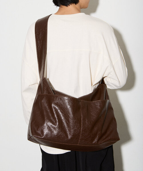 【大容量】フェイクレザーショルダーBAG（ショルダーバッグ）｜CIAOPANIC（チャオパニック）