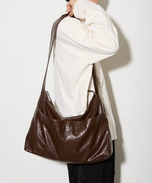 【大容量】フェイクレザーショルダーBAG（ショルダーバッグ）｜CIAOPANIC（チャオパニック）