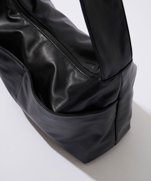 【大容量】フェイクレザーショルダーBAG（ショルダーバッグ）｜CIAOPANIC（チャオパニック）