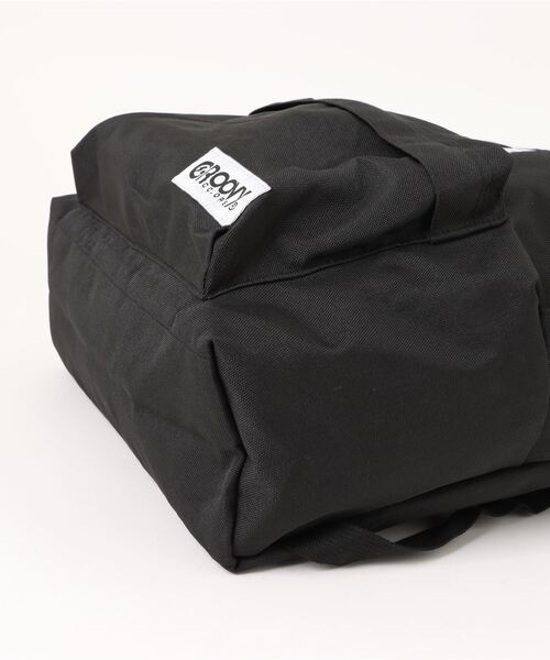 GROOVY COLORS（グルービーカラーズ）の「GROOVY Daypack（バックパック/リュック・キッズ・ブラック・F）」の3枚目の写真