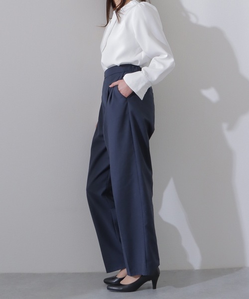 Lace Ladies(レースレディース)の「ウエスト タック セミワイド ストレート パンツ(スラックス・レディース・ネイビー/ダークグレー/ブラック/グレー・S/L/M)」の18枚目の写真
