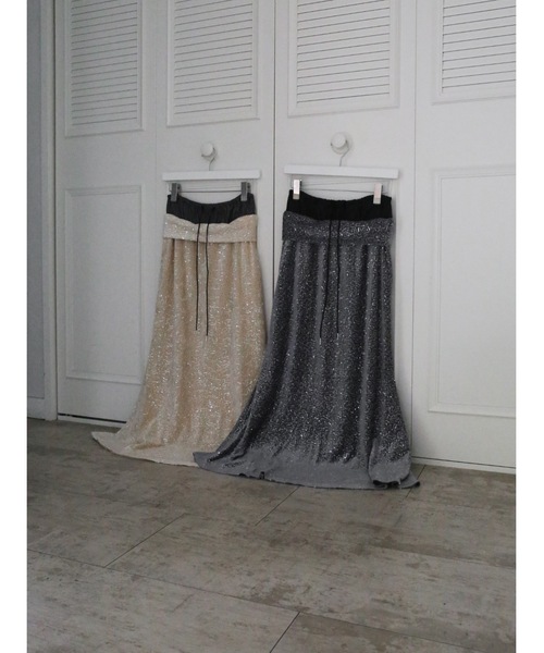 Katrin TOKYO(カトリーントーキョー)の「2way spangle flare skirt(スカート・レディース・グレー/ベージュ・XS/FREE)」の6枚目の写真