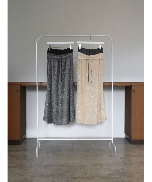 Katrin TOKYO(カトリーントーキョー)の「2way spangle flare skirt(スカート・レディース・グレー/ベージュ・XS/FREE)」の12枚目の写真