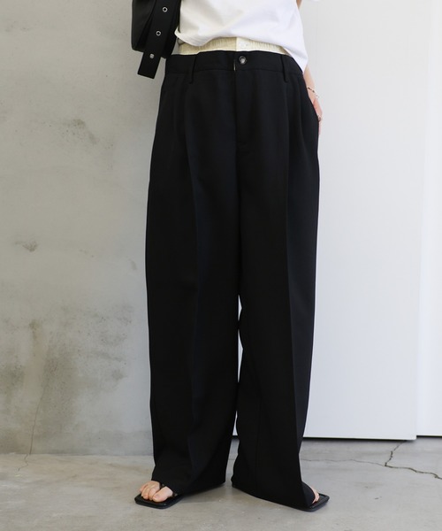 select MOCA(セレクトモカ)の「レイヤードウエストデザインパンツ(スラックス・レディース・ブラック/グレー・MEDIUM/LARGE)」の1枚目の写真