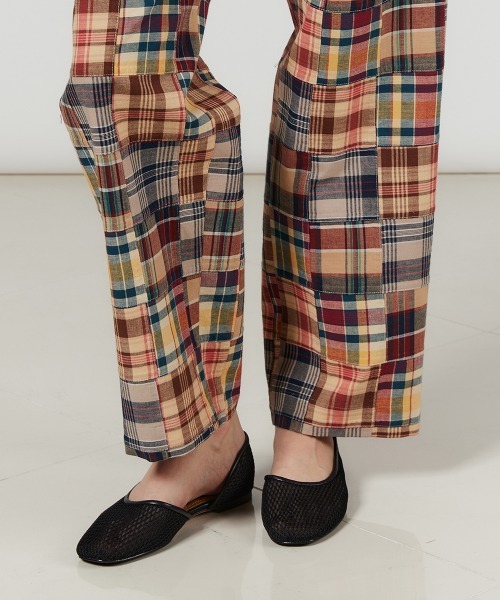 DOUBLE STANDARD CLOTHING(ダブルスタンダードクロージング)の「パッチワークチェックワイドパンツ(スラックス・レディース・レッド/ブルー・36/38)」の12枚目の写真