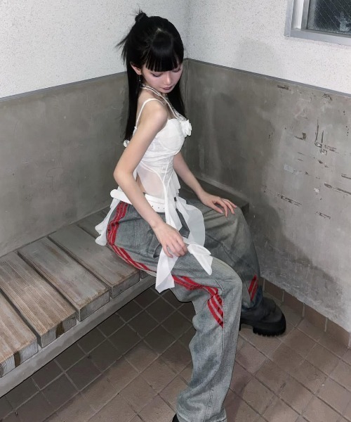 tinkerend（ティンカーエンド）の「Drop Frill Camisole / ドロップフリルキャミソール（キャミソール・レディース・ブラック/ホワイト・FREE）」の22枚目の写真