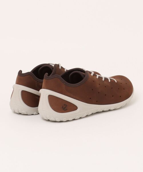 ECCO(エコー)の「ECCO バイオム エブリディ 本革 メンズ アウトドアスニーカー(スニーカー・メンズ・ブラウン・41/40/44/43/42)」の2枚目の写真