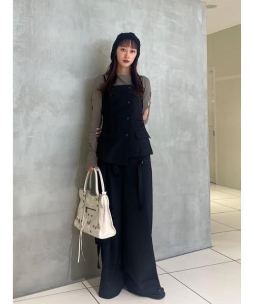 セール】HOLE DESIGN CUT TOPS ホール デザインカット トップス