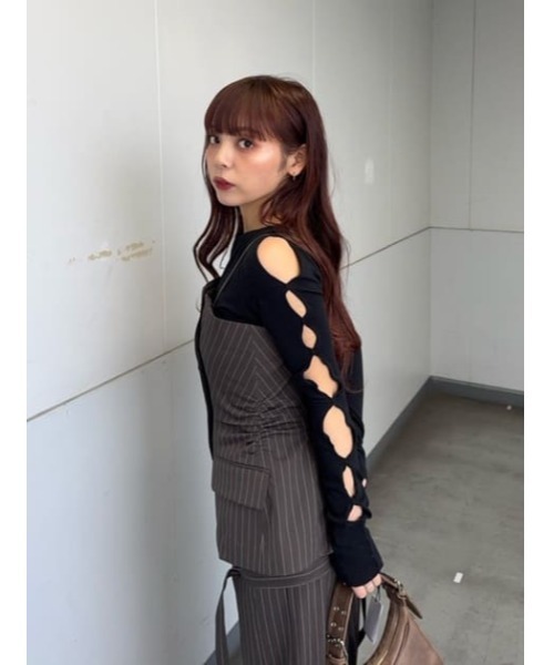セール】HOLE DESIGN CUT TOPS ホール デザインカット トップス
