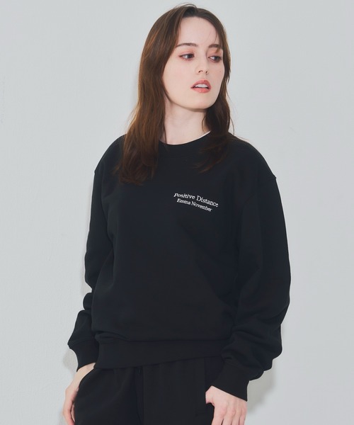 EMMA NOVEMBER　（エマノーヴェンバー）の「Embroidery クルーネック スウェット（スウェット・メンズ・グレー/ブラック・2/3/1）」の11枚目の写真