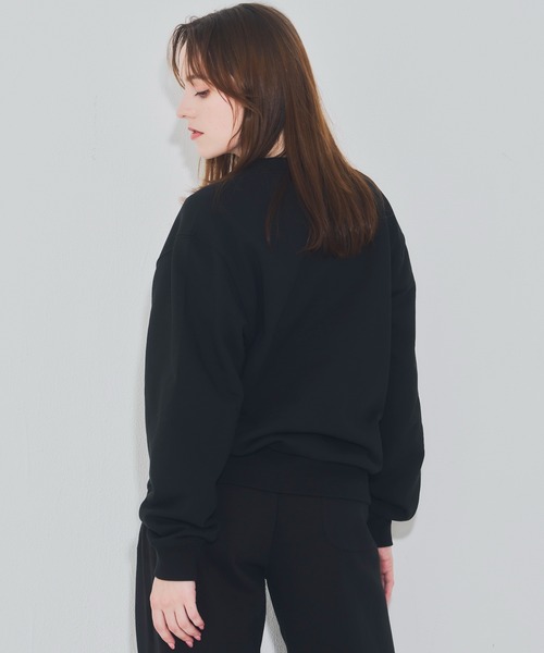 EMMA NOVEMBER　（エマノーヴェンバー）の「Embroidery クルーネック スウェット（スウェット・メンズ・グレー/ブラック・2/3/1）」の12枚目の写真