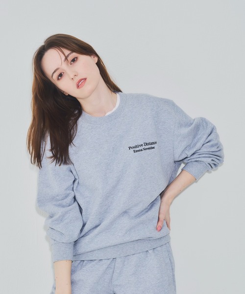 EMMA NOVEMBER　（エマノーヴェンバー）の「Embroidery クルーネック スウェット（スウェット・メンズ・グレー/ブラック・2/3/1）」の20枚目の写真