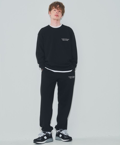 EMMA NOVEMBER　（エマノーヴェンバー）の「Embroidery クルーネック スウェット（スウェット・メンズ・グレー/ブラック・2/3/1）」の7枚目の写真