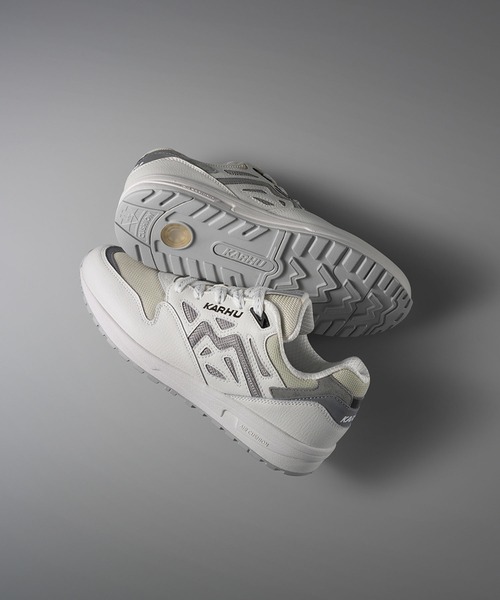 KARHU(カルフ)の「KARHU / “LEGACY 96” スニーカー(スニーカー・レディース・ホワイト系2/ホワイト系/グレー系・5/10/9/8/7/6)」の4枚目の写真