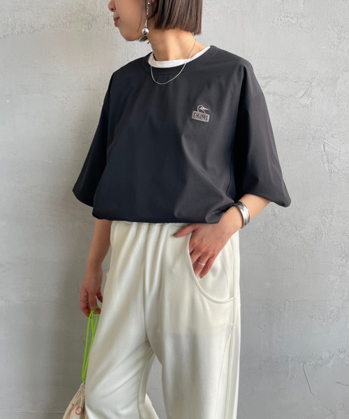 CHUMS（チャムス）の「【WEB限定】[CHUMS/チャムス] エアトレイル ストレッチ バックロゴ ショートスリーブTシャツ（Tシャツ/カットソー・レディース・グリーン/グレー/ブラック・M/L/XL）」の8枚目の写真