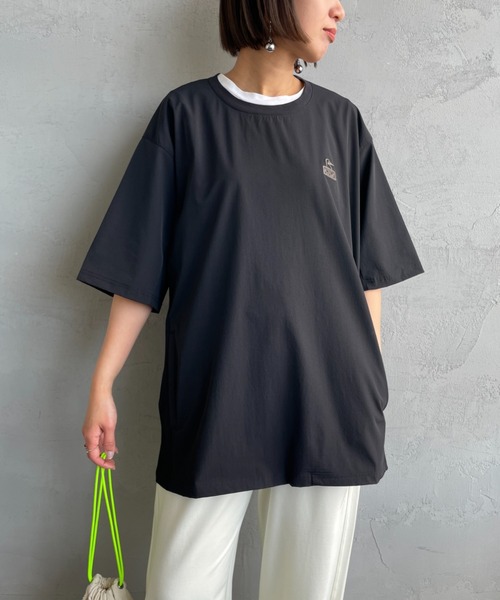 CHUMS（チャムス）の「【WEB限定】[CHUMS/チャムス] エアトレイル ストレッチ バックロゴ ショートスリーブTシャツ（Tシャツ/カットソー・レディース・グリーン/グレー/ブラック・M/L/XL）」の12枚目の写真