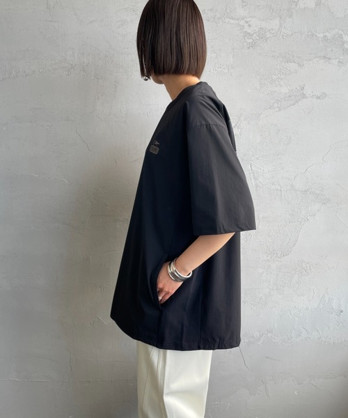 CHUMS（チャムス）の「【WEB限定】[CHUMS/チャムス] エアトレイル ストレッチ バックロゴ ショートスリーブTシャツ（Tシャツ/カットソー・レディース・グリーン/グレー/ブラック・M/L/XL）」の13枚目の写真